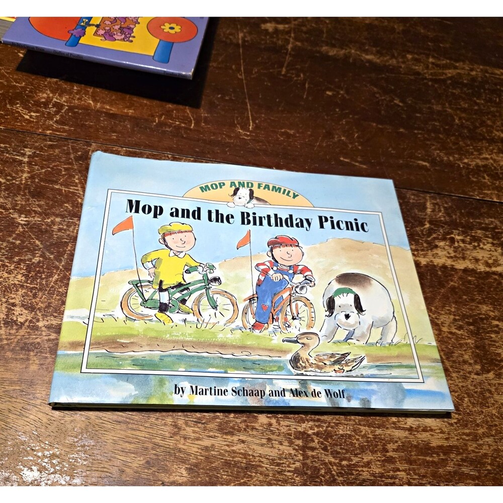 Mop and Family: Mop and the Birthday Picnic by Schaap & de Wolf HC 2001 Illus